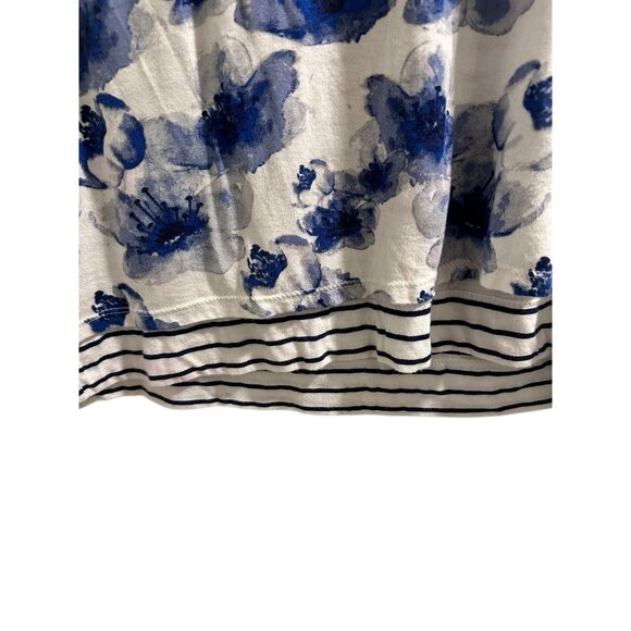 👗 2/$30 👗 Chicos Reversible Sleeveless Tank Top Size M Blue Floral & Striped C - Picture 4 of 9